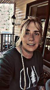 Hi, where can I buy secondhand couches in Middelburg?