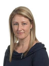 Karin Angel's Instagram, Twitter & Facebook