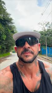 Dra Vanusa Veloso é uma dentista com vasta experiênciae e é referência em  beleza facial ., Trabalha com procedimentos estéticos de última geração,  unindo técnica, inovação e sensibilidade., Seu ...