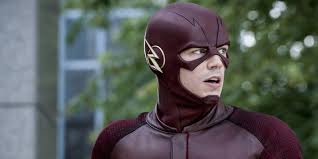 Here's Why This Major Arrowverse Superhero's Costume Is Not Comic Book  Accurate!!