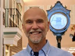 Curtain call: John Luzaich announces 2023 retirement as general manager at  Oster Regent Theatre