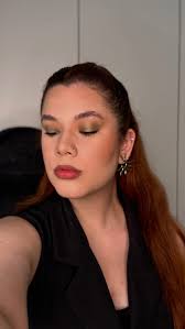 Coisas que eu gostaria de saber quando comecei a me maquiar mas, se você  quiser realmente aprender a se maquiar, clica no link da bio para ter  acesso a um conteúdo incrível