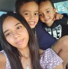 Karen Irizarry's Instagram, Twitter & Facebook