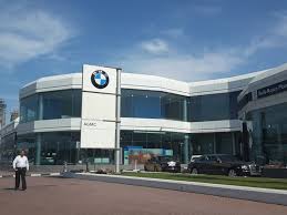 We are proud to offer the best lease deals on our bmw inventory. Bmw Showroom Car Showrooms Service Centres In Al Quoz 1 Dubai