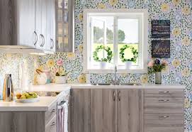Kitchen wallpaper modern for small kitchens, beautiful kitchen design and designer wall dcor total wallcovering. Fantastic Wallpaper From Svenskt Tenn And Kitchen From Harjedalskok In Funasdalen In Sweden Kitchen Style Swedish Kitchen Home Decor