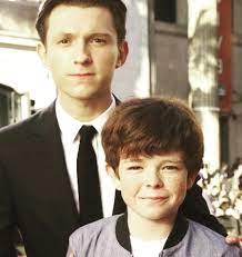 Patrick grew up with his eldest brother, tom, and his other two brothers, sam and harry, who are twins born in 1999. Paddy Holland Tom Holland Wikia Fandom