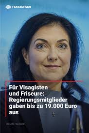 Seit Amtsantritt hat die neue Bundesregierung Tausende für Visagisten,  Friseure und Fotografen ausgegeben. An der Spitze befindet sich die  Wirtschaftsministerin Katherina Reiche. Mehr dazu im ersten Kommentar!👇