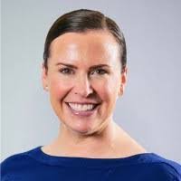 Kate Simpson's Instagram, Twitter & Facebook