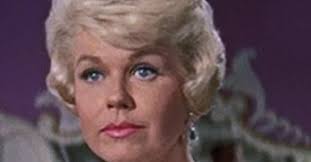 Classic Film and TV Café: Doris and Rock Engage in Pillow Talk