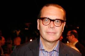 Laura Paulson's Instagram, Twitter & Facebook