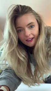 Katie Pusateri's Instagram, Twitter & Facebook