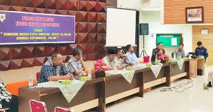 Kita hendaklah berfikir dahulu sebelum melakukan sesuatu pekerjaan agar tidak menyesal kemudian hari. Poros Muda Riau Dongeng Negeri Kaya Minyak Sesat Di Jalan Kembali Ke Pangkal Jalan Riaumandiri Co