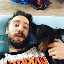 Dorian Carpenter (@melanzek) • Instagram photos and videos