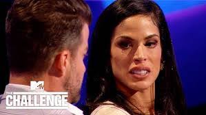 Laurel Hook's Instagram, Twitter & Facebook