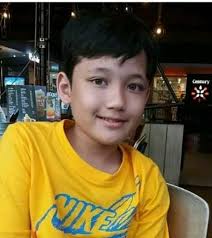 Selain itu, ia juga rajin mengikuti berbagai casting sinetron. Alwi Assegaf Photos Facebook