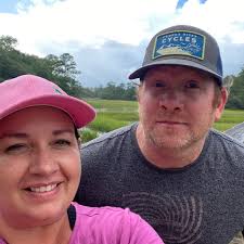 Where can I take my dog to get groomed today?