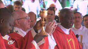 We are comforting them, helping them, supporting them like any mother. Centrafrique Mgr Dieudonne Nzapalainga Premier Cardinal Du Pays Zenit Francais