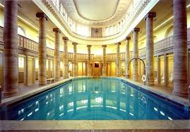 Un Plongeon Dans Les Plus Belles Piscines De Berlin Hallenbad Swimming Pool Stadt