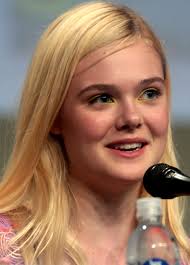 Elle Fanning - Wikipedia