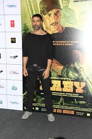 Cyril raffaelli was born on april 1, 1974. Baby Akshay Kumar Performs Death Defying Stunts With The Incredible Hulk Fight Director Cyril Raffaelli Video Ibtimes India