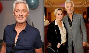 By the age of six he was attending the anna scher children's theatre, and by the age of ten appeared regularly in 1979 his older brother, gary, formed the new romantic band 'spandau ballet' and shortly after martin was asked to be their 'base player'. Martin Kemp Feud How Spandau Ballet Broke Up And The One Thing That Will See Them Reunite Celebrity News Showbiz Tv Express Co Uk