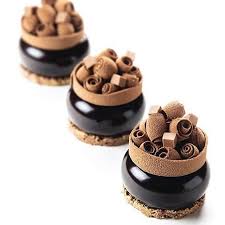Philippe Robert Tuto Patisserie Photos Et Videos Instagram Sweet Cakes Fancy Desserts Sweet Desserts