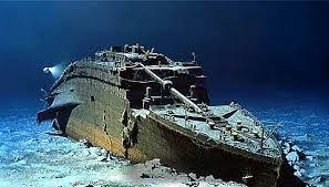 really caused the titanic tragedy