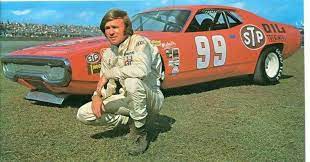 Https Www Forcbodiesonly Com Mopar Forum Attachments Image Jpg 60239 Nascar Race Cars Nascar Cars Nascar Racing