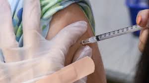 Some have favored vaccinating as many people as possible as quickly as possible, while others have tried to prioritize vaccinating specific vulnerable groups. Covid Vaccine Updates Pfizer Says It S Testing Vaccine On Babies Young Children Abc7 New York
