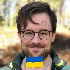 As a Ukrainian living in Germany it amazes me how Cyrillic 1 letter Щ is  transcribed as 7 letters SCHTSCH in German😅