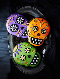 Day Of The Dead Cookies Williams Sonoma Halloween Cakes Halloween Cookies Skull Cookies