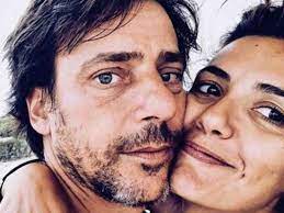 Innamorata di un collega nella fiction come nella vita reduce dal grande successo che pochi mesi fa le hanno regalato la partecipazione e la vittoria dell'ultima edizione di tale e. Serena Rossi Chi E Matrimonio Saltato Figlio Compagno Mia Martini