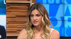 She is currently the host of abc's 'dancing with the stars' and a sideline reporter for fox nfl. Erin Andrews Speaks Out To Raise Awareness About Cervical Cancer Video Abc News