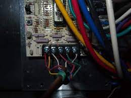 In this hvac installation training video, i show how to wire the low voltage thermostat wires into a furnace and ac unit. York Hvac Control Board Thermostat Ac Wiring Connection Doityourself Com Community Forums