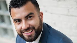 Alumnus Steven Michael Navas brews success by connecting with consumers:  Loyola University Chicago