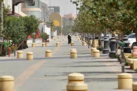 انتشار مقاطع فيديو تظهر كيفية تعامل الشرطة في البلدان العربية مع من خرق حظر التجول بسبب تفشي فيروس كورونا. ØªÙ…Ø¯ÙŠØ¯ Ø­Ø¸Ø± Ø§Ù„ØªØ¬ÙˆÙ„ ÙÙŠ Ø§Ù„Ø³Ø¹ÙˆØ¯ÙŠØ© Ø­ØªÙ‰ Ø¥Ø´Ø¹Ø§Ø± Ø¢Ø®Ø±ÙˆÙƒØ§Ù„Ø© Ø£Ù‡Ù„ Ø§Ù„Ø¨ÙŠØª Ø¹ Ù„Ù„Ø£Ù†Ø¨Ø§Ø¡ Ø§Ø¨Ù†Ø§