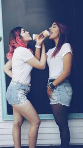 Resultado de imagen para los polinesios karen y leslie