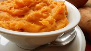 Puree De Patate Douce Et Pomme De Terre Au Thermomix En 2020 Puree Patate Douce Recette Puree Patate Douce Puree De Patate