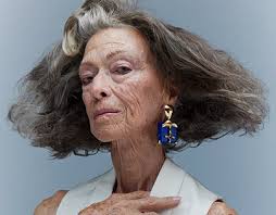 Gradbook Projects :: Photos, videos, logos, illustrations and branding ::  Behance