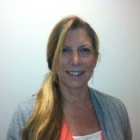 Amber Hartmann's Instagram, Twitter & Facebook