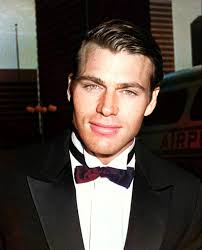 I vaguely remember reading about this terrible on-set accident a long time  ago. This is a lovely tribute to the deceased actor and a fabulously  interesting read too. As you will see,