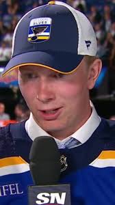 Joel Lundqvist with a message for Otto Stenberg 👋 😍 #NHLDraft #NHL