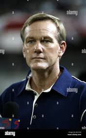 Gary bailey hi-res stock photography and images