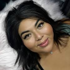 Valerie Ochoa's Instagram, Twitter & Facebook