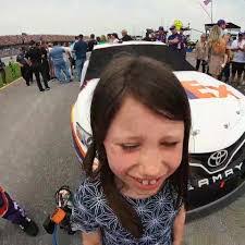 Taylor Hamlin's Instagram, Twitter & Facebook