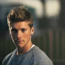 Max Henry's Instagram, Twitter & Facebook