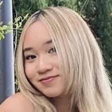 Tiffany Le's Instagram, Twitter & Facebook