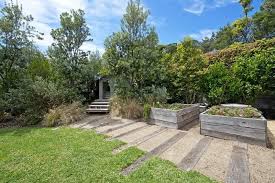 Hardwood Sleepers In Turf Small Garden Design Circle Patio Garden Features