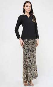 Kami menjual dan membekal baju kurung kedah dengan pelbagai design terkini dan tradisional pada harga yang murah. Baju Kurung Kedah