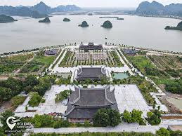 Hiện tại, chủ đầu tư của công trình đang gấp rút xây dựng khu vực tổ chức sự kiện. Du Lá»‹ch Tam Linh Vá» Vá»›i Chua Tam Chuc Ha Nam